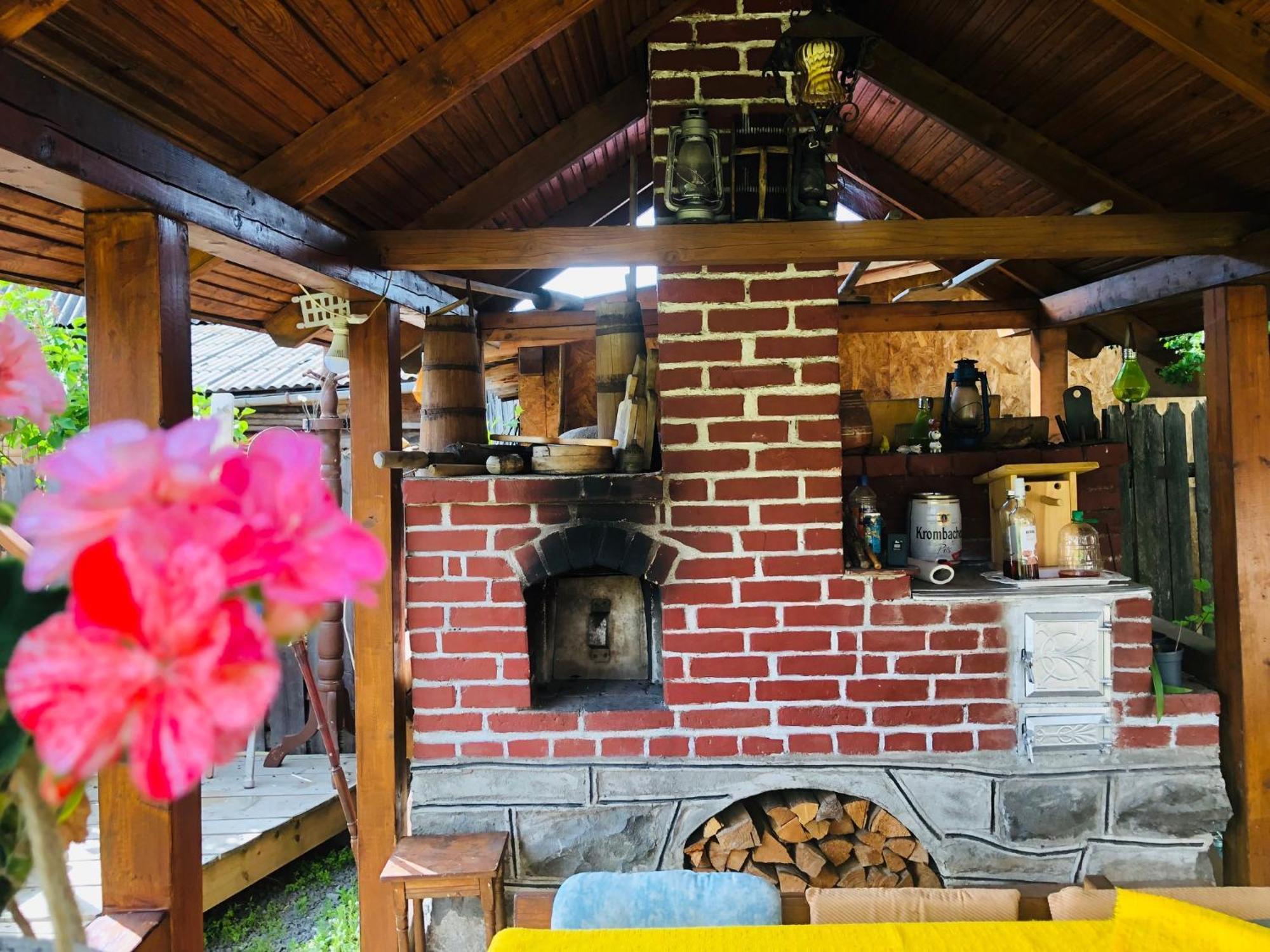 Hotel Emilia Vendeghaz Ciumani Zewnętrze zdjęcie